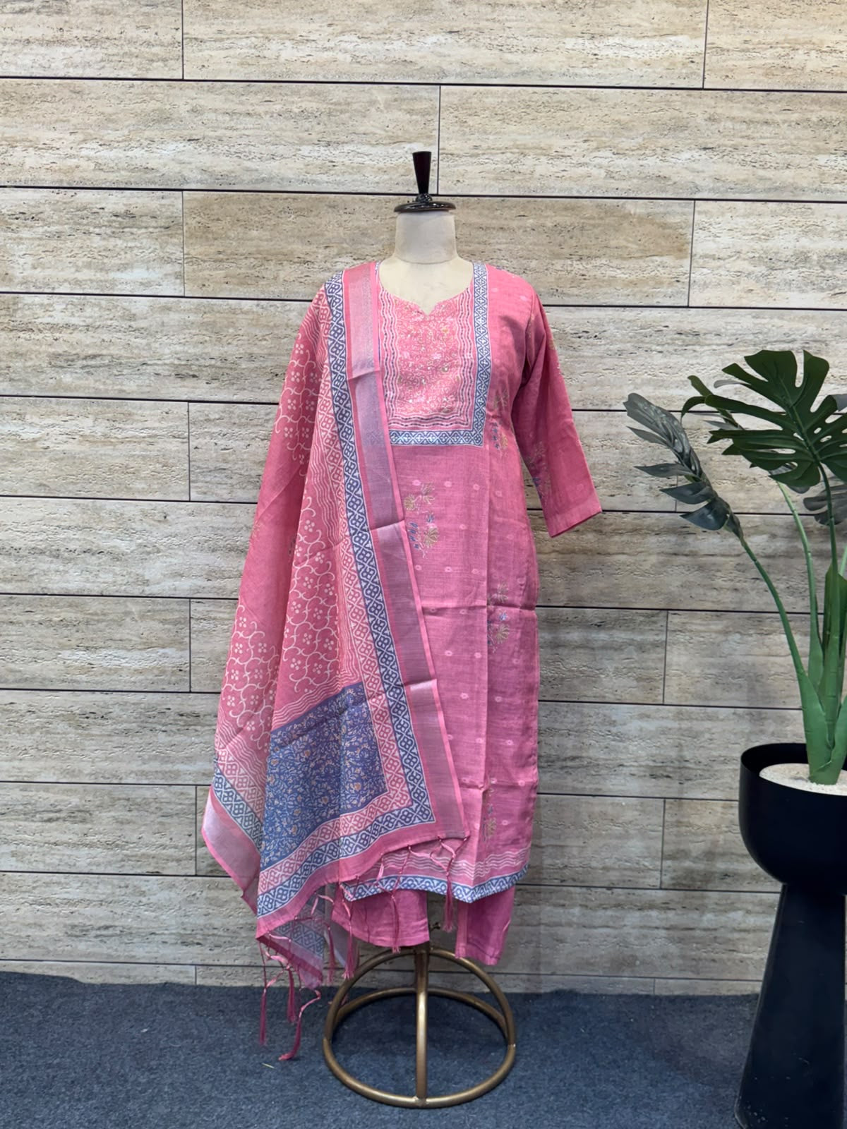 Pure Linen Dupatta Set With Lining LN0025