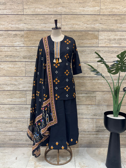 Short Length Cotton Suit With Skirt CS0339