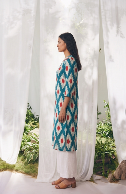 Pure Muslin Free style kaaftan in pure Ajrakh print MOK005