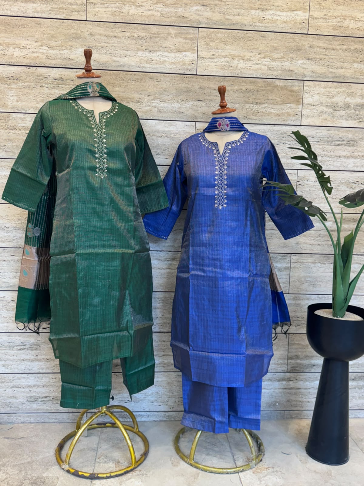 Tissue Simmer Three Piece Dupatta Set