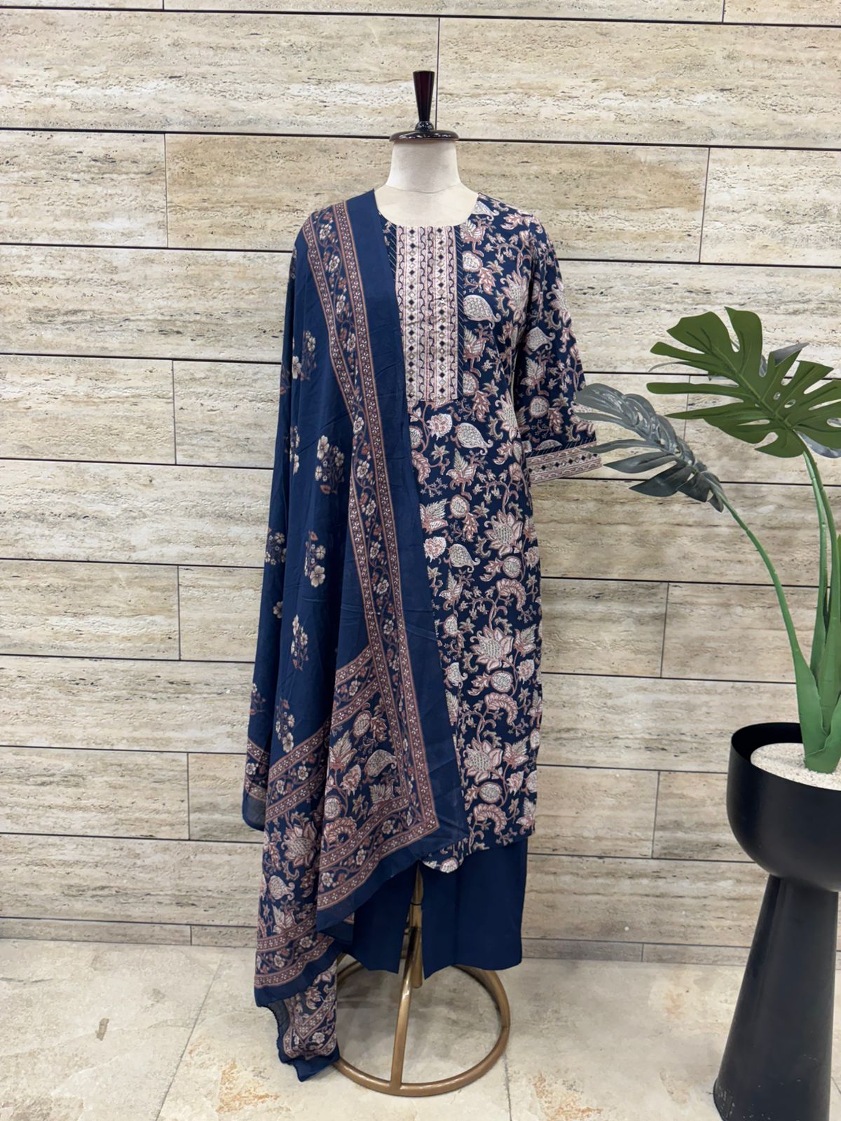 Pure Cotton Three Piece Dupatta Set CS0331