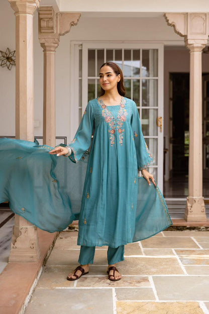 Hand Embridered Mul Chanderi Dupatta Set MLC37
