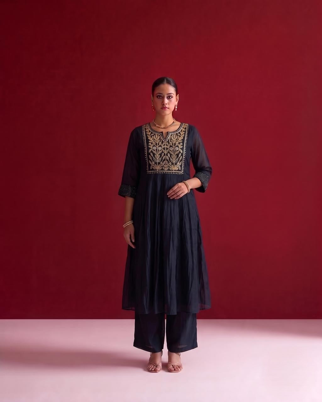 A Line Mul Chanderi Dupatta Set With Lining