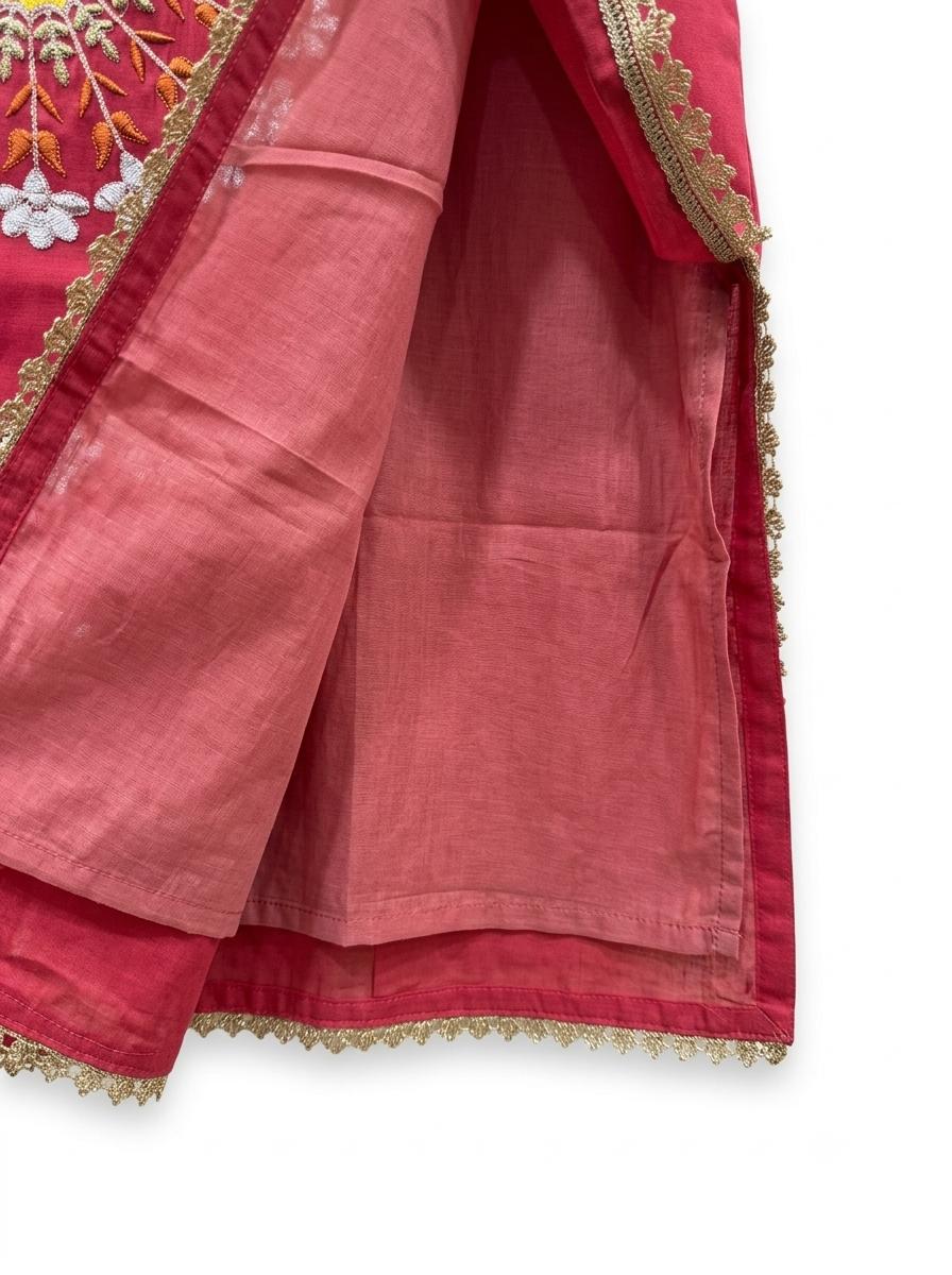 Short length Dupatta set with plazoo in muslin fabric