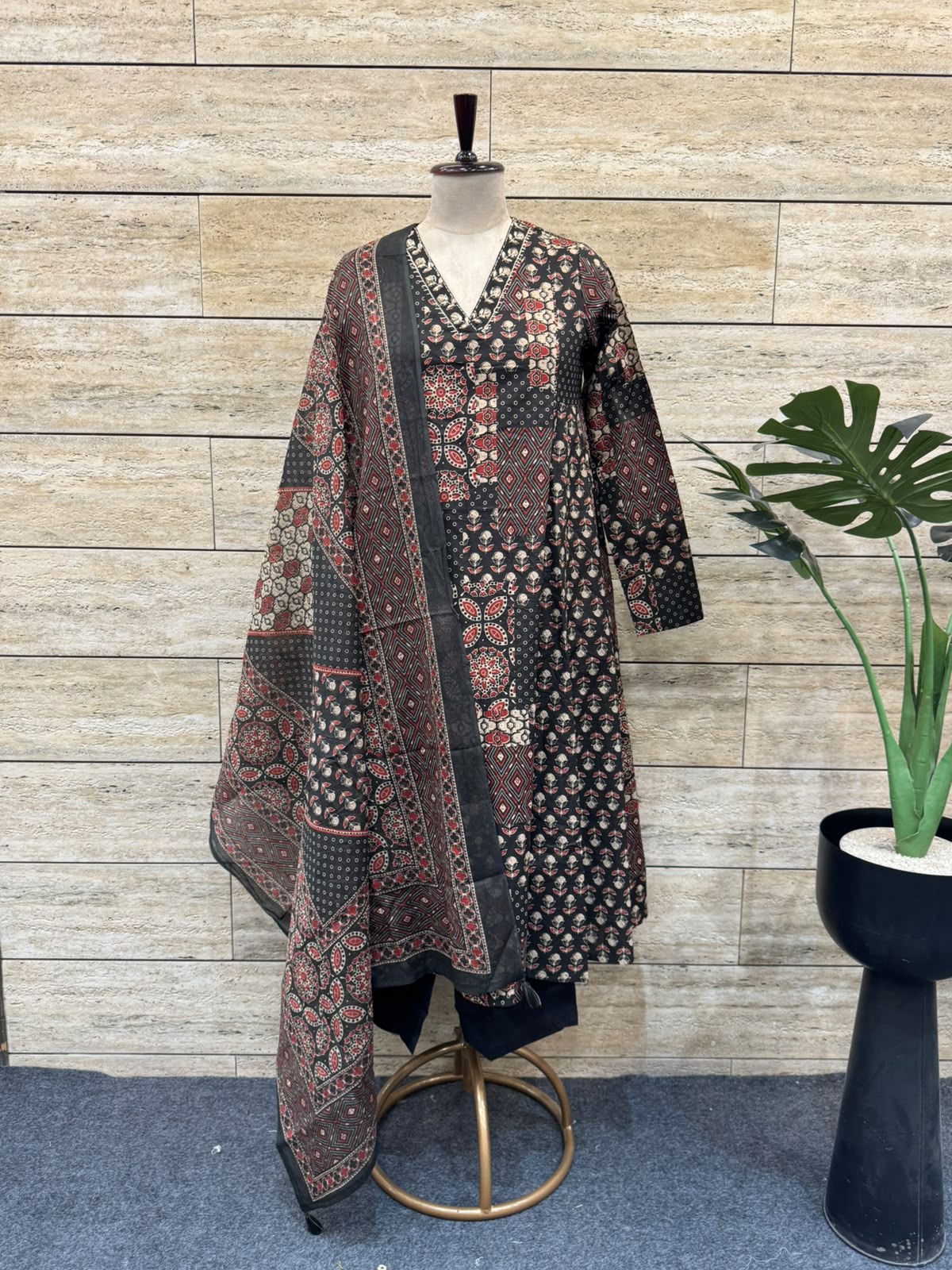 Printed A Line Dupatta Set In Cotton Fabric CS0412
