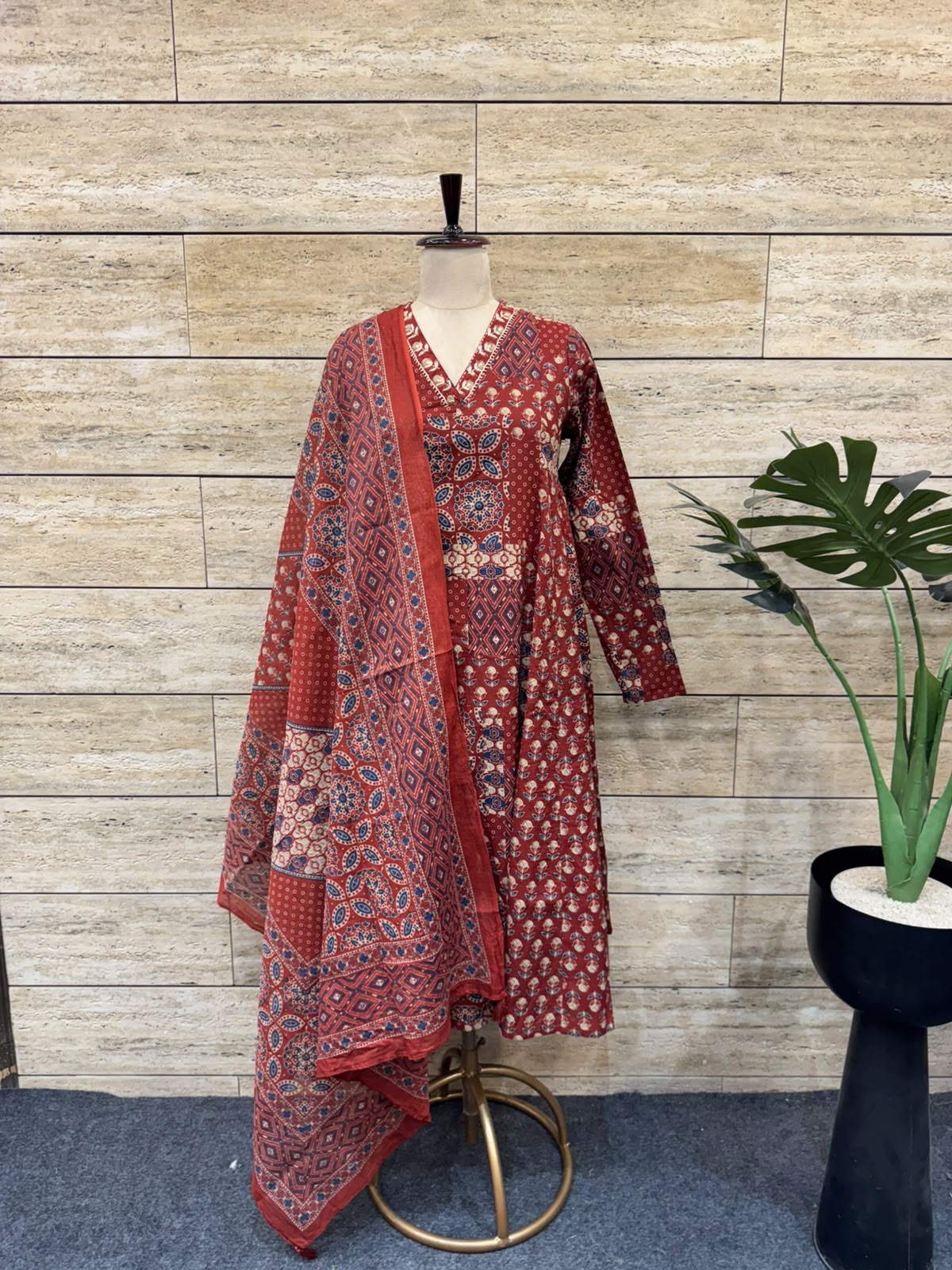 Printed A Line Dupatta Set In Cotton Fabric CS0412